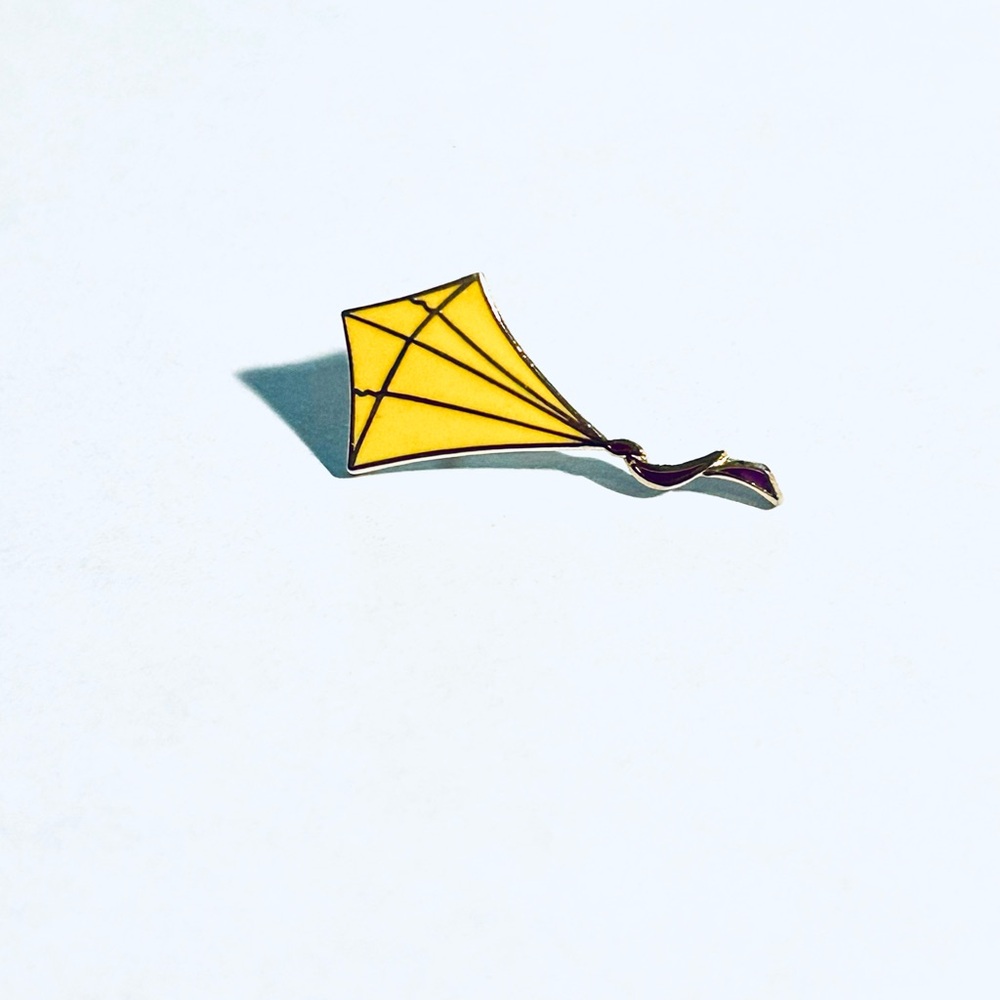 Yellow Kite Enamel Pin, Vintage Pins, Lapel Pins